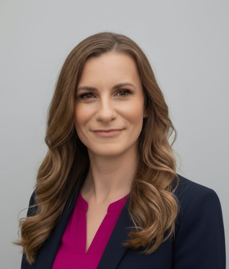 Dr Justyna Dąbrowska